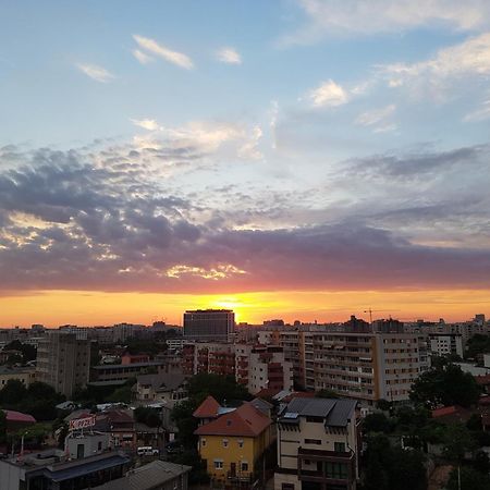 Lovely Apartment With City View Bükreş Dış mekan fotoğraf