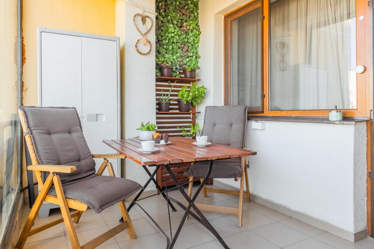 Lovely Apartment With City View Bükreş Dış mekan fotoğraf