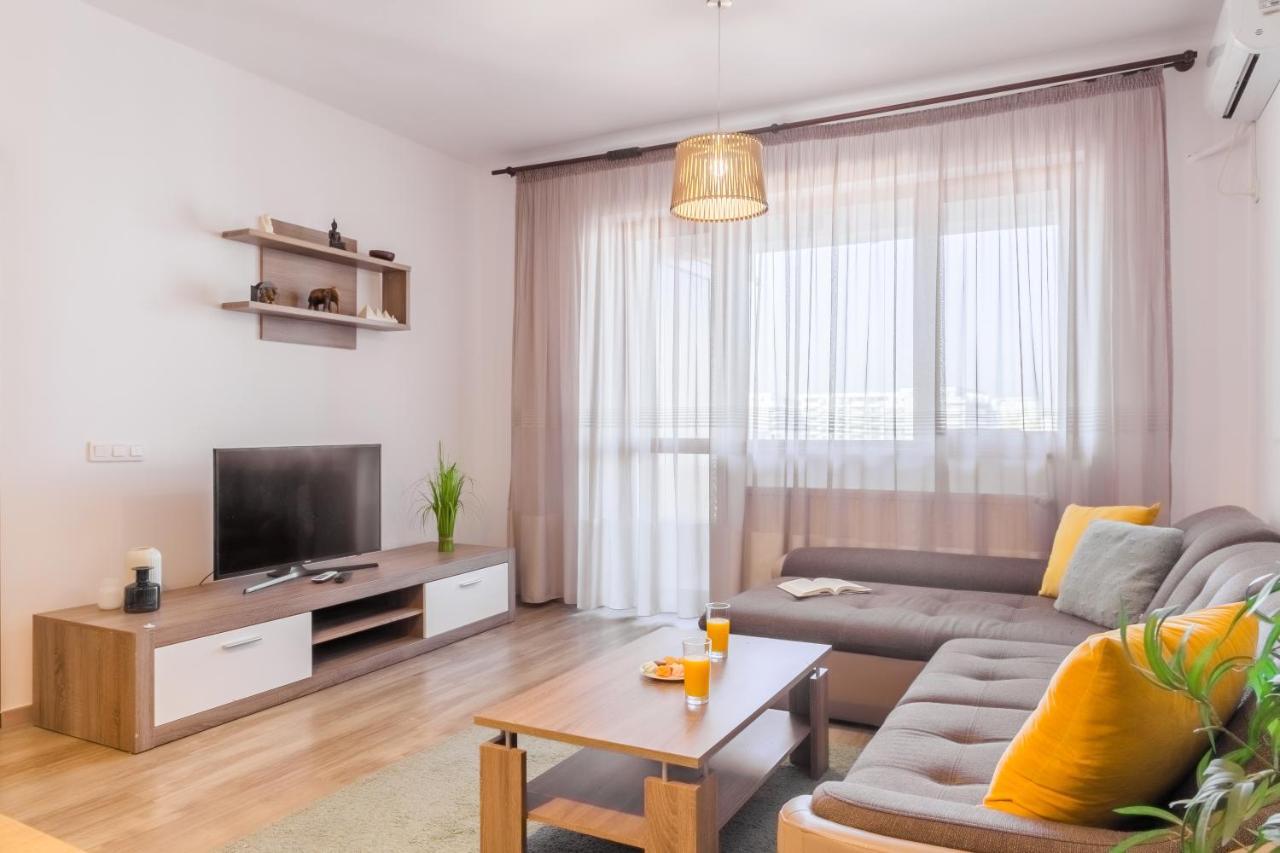 Lovely Apartment With City View Bükreş Dış mekan fotoğraf