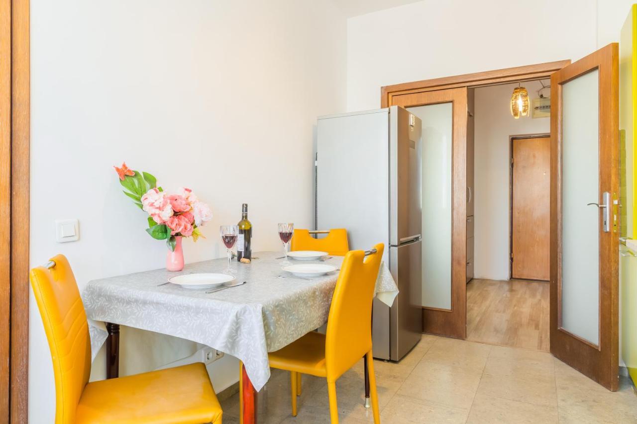 Lovely Apartment With City View Bükreş Dış mekan fotoğraf